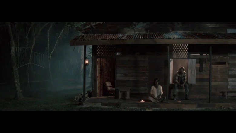 Poovellaam Kettuppaar - Direction and Screenplay: Tension Without Geography