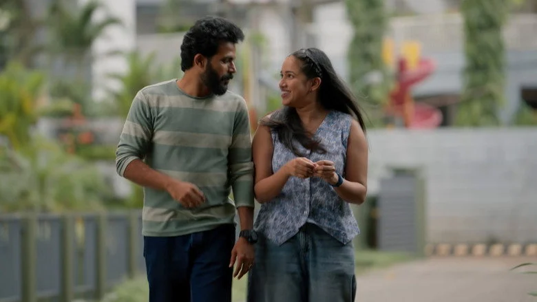 Soulmates - Oru Saathukkudi Pranayam - Joel Davis Writes a Clever Setup That Forgets Character Depth